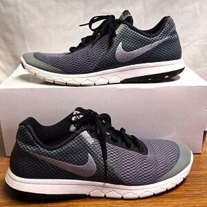 Nike Flex Experience Size 8.5 Men's Gray Athletic Shoes